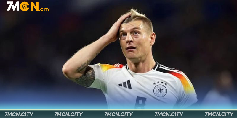 Toni Kroos trở lại đội tuyển cho giải đấu cuối